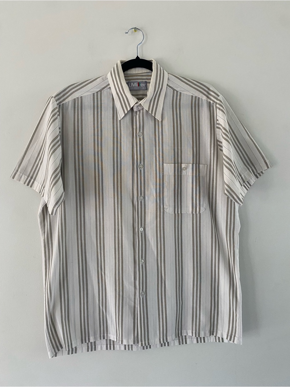 Men's Short-Sleeve Button-Down Shirt - Striped Beige & Gray